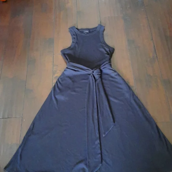 Who What Wear Dresses | Who What Wear Black Tank Top Dress | Color: Black | Size: Xs | Snewy's Closet Who What Wear Dresses | Who What Wear Black Tank Top Dress | Color: Black | Size: Xs | Snewy's Closet